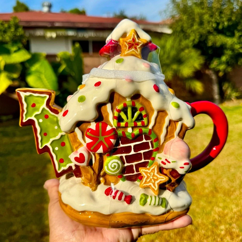 Blue Sky Clayworks Gingerbread House Teapot